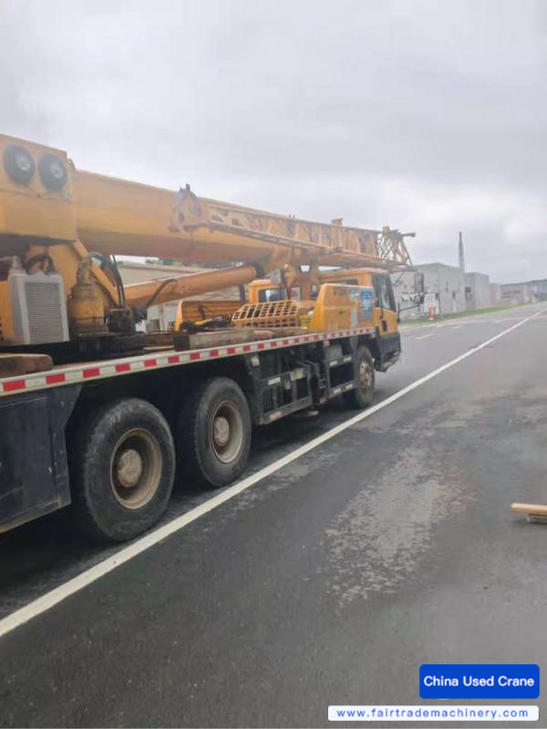 Buy XCMG 25k Used Crane / 1